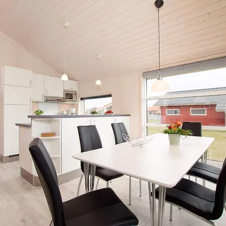 Scandinavian Near The Coast 펜션